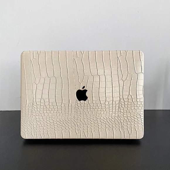 MacBook 13 inch Leather Print Case